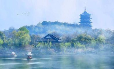 這三個(gè)湖泊各有特色,西湖雖美,卻也不能獨(dú)占鰲頭